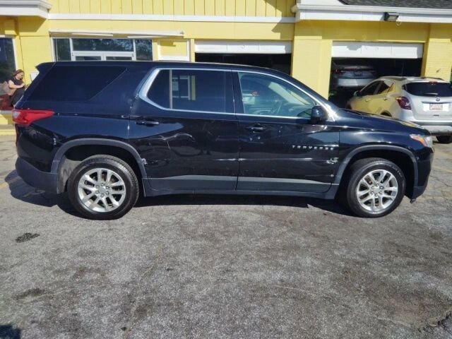 2018 Chevrolet Traverse in Greenville, SC 29607 - 18130794 3