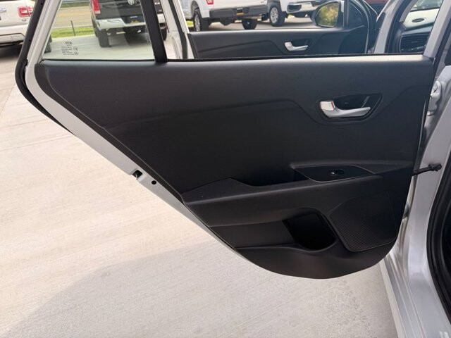 2021 Kia Rio in Knoxville, TN 37920 - 18130798 8