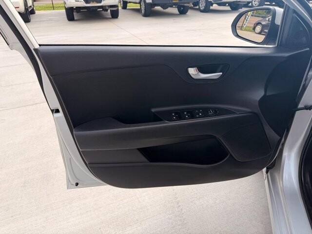 2021 Kia Rio in Knoxville, TN 37920 - 18130798 7