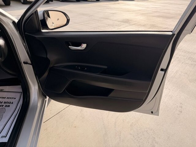 2021 Kia Rio in Knoxville, TN 37920 - 18130798 11