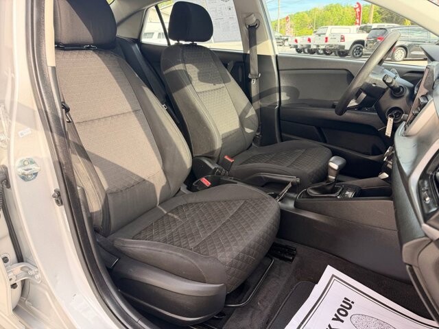 2021 Kia Rio in Knoxville, TN 37920 - 18130798 17