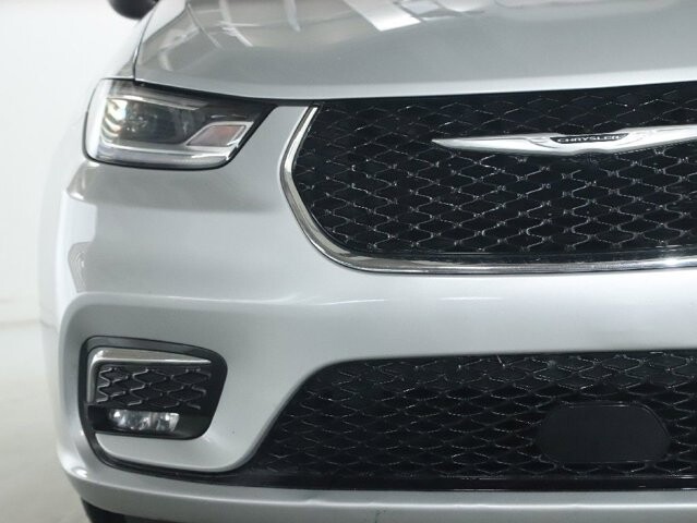 2024 Chrysler Pacifica in Bedford, OH 44146 - 18130801 6