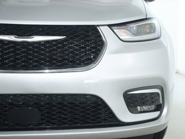2024 Chrysler Pacifica in Bedford, OH 44146 - 18130801 7
