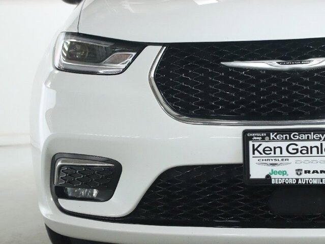 2024 Chrysler Pacifica in Bedford, OH 44146 - 18130802 6
