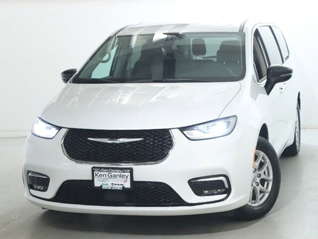 2024 Chrysler Pacifica in Bedford, OH 44146 - 18130802 3