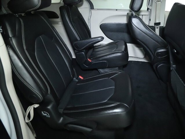 2024 Chrysler Pacifica in Bedford, OH 44146 - 18130802 29