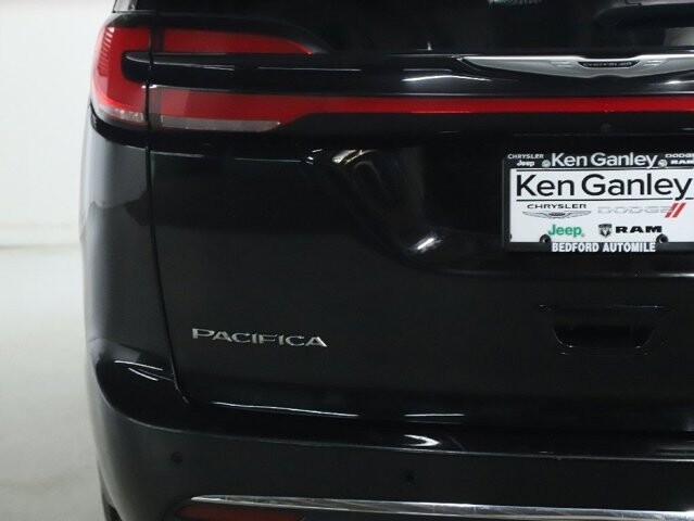 2024 Chrysler Pacifica in Bedford, OH 44146 - 18130803 41