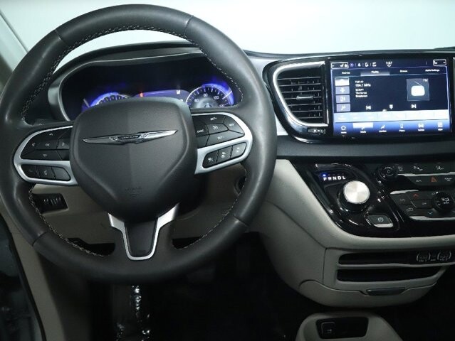 2023 Chrysler Pacifica in Bedford, OH 44146 - 18130806 26