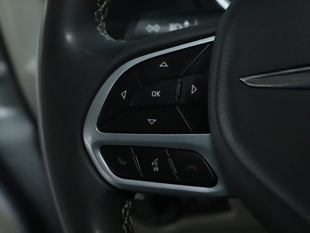 2023 Chrysler Pacifica in Bedford, OH 44146 - 18130806 20