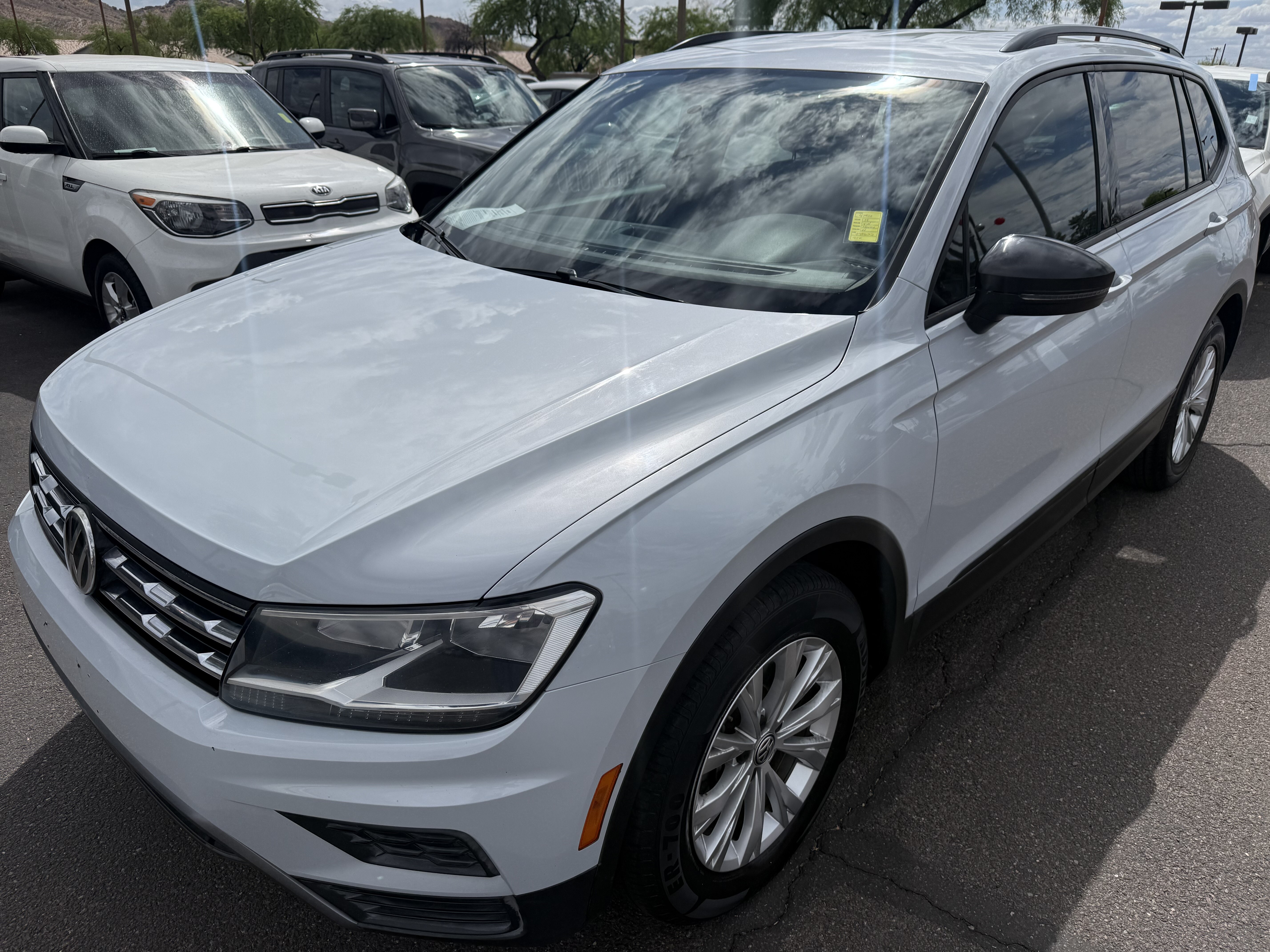 2019 Volkswagen Tiguan in Phoenix, AZ 85022 - 18130811