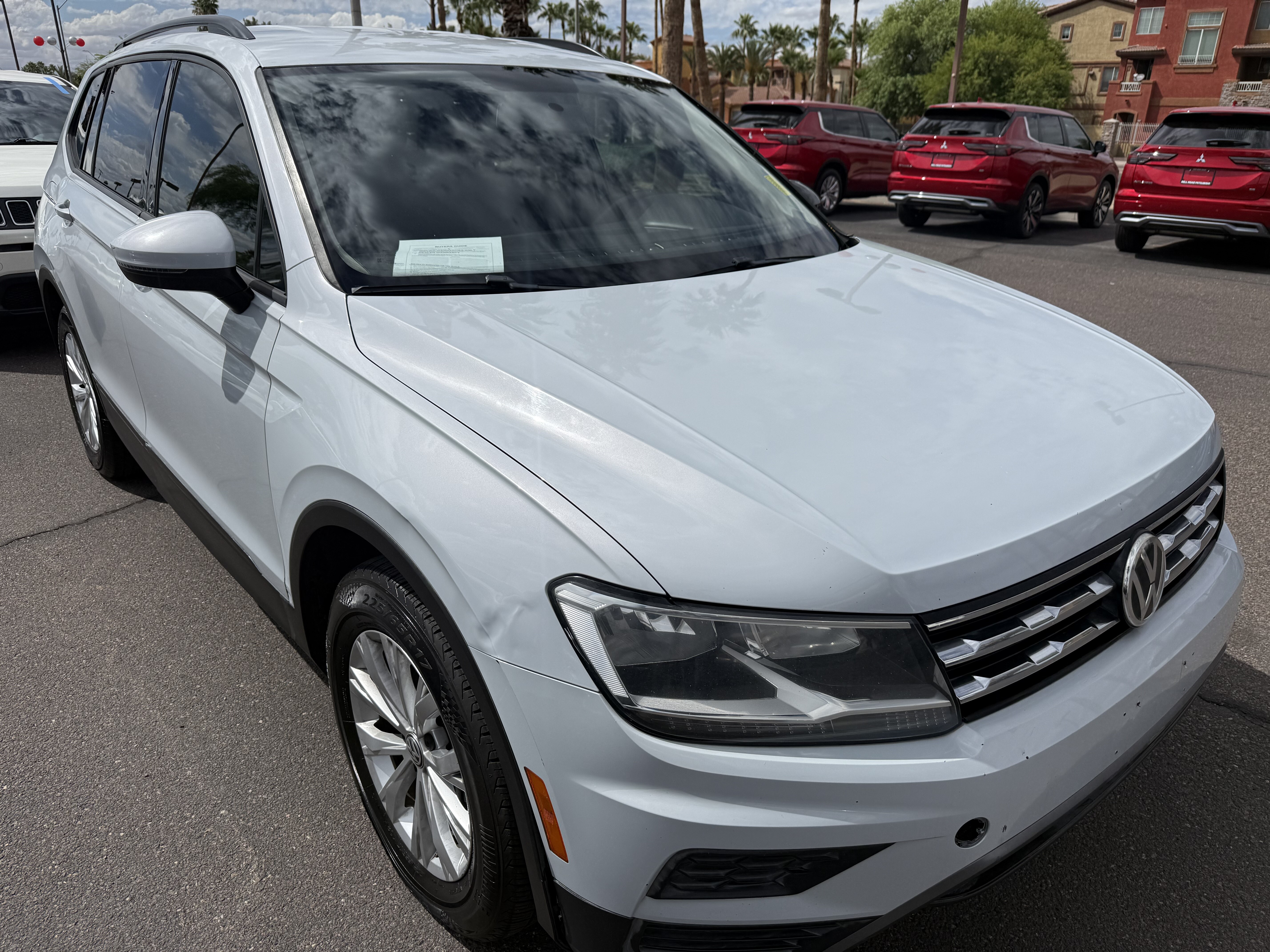 2019 Volkswagen Tiguan in Phoenix, AZ 85022 - 18130811 3