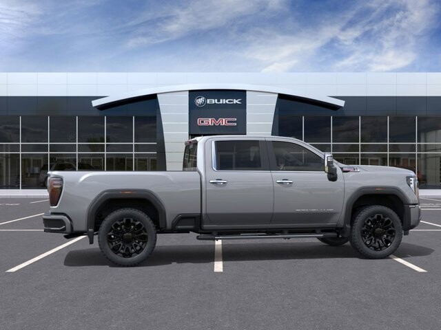 2026 GMC Sierra 2500 in Burlington, WI 53105 - 18130822 5