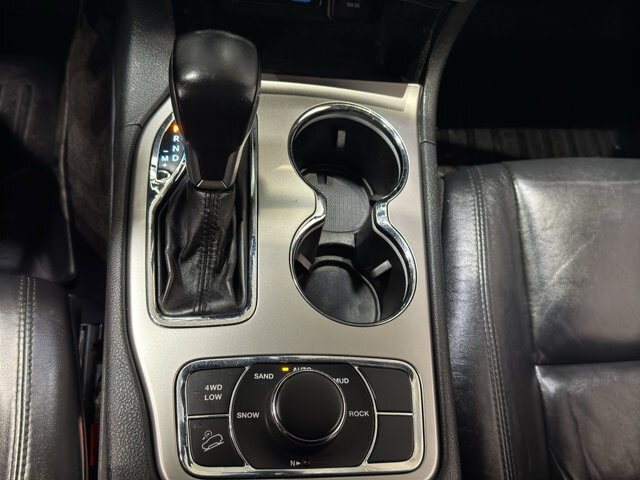 2018 Jeep Grand Cherokee in Burlington, WI 53105 - 18130825 33