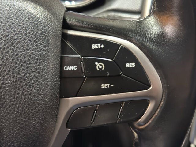 2018 Jeep Grand Cherokee in Burlington, WI 53105 - 18130825 26