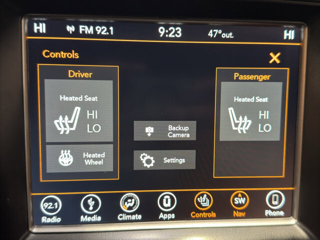 2018 Jeep Grand Cherokee in Burlington, WI 53105 - 18130825 30