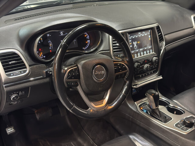 2018 Jeep Grand Cherokee in Burlington, WI 53105 - 18130825 18