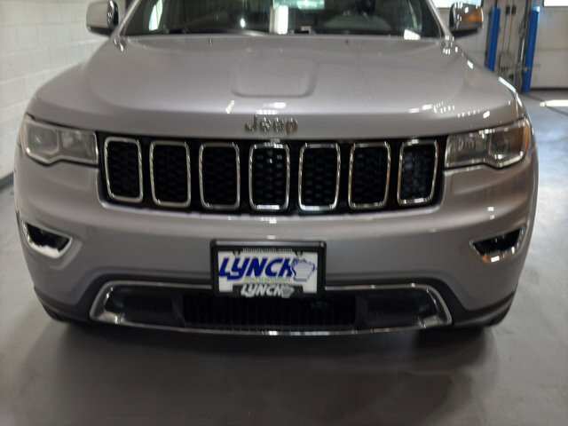 2018 Jeep Grand Cherokee in Burlington, WI 53105 - 18130825 8