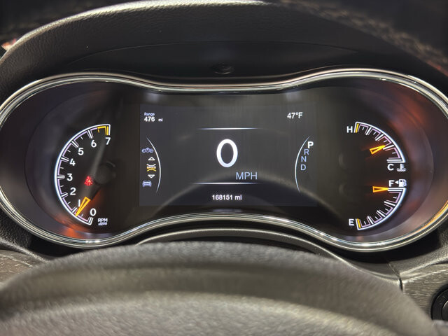2018 Jeep Grand Cherokee in Burlington, WI 53105 - 18130825 27