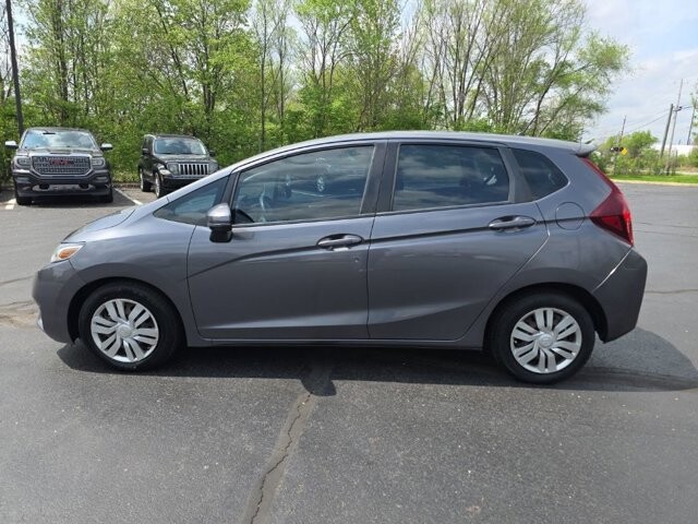 2017 Honda Fit in Marysville, OH 43040 - 18130833 4