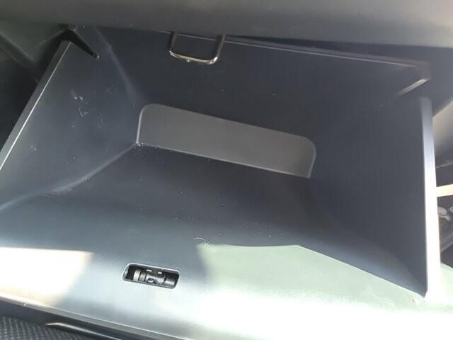 2018 Honda HR-V in Marysville, OH 43040 - 18130834 43