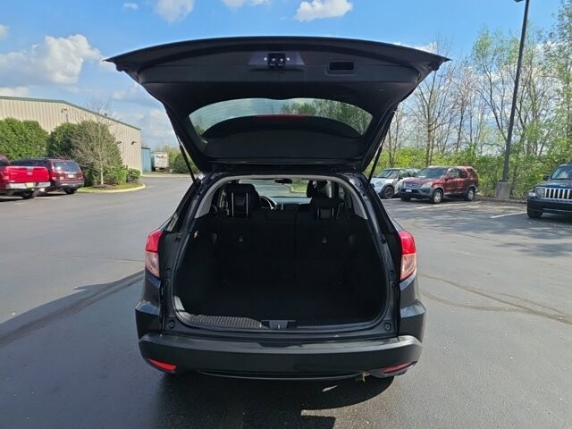 2018 Honda HR-V in Marysville, OH 43040 - 18130834 34