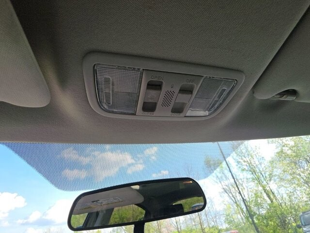 2018 Honda HR-V in Marysville, OH 43040 - 18130834 23