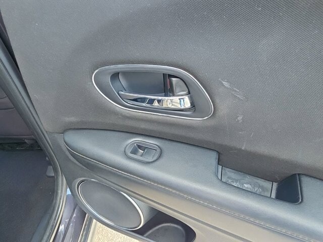 2018 Honda HR-V in Marysville, OH 43040 - 18130834 37