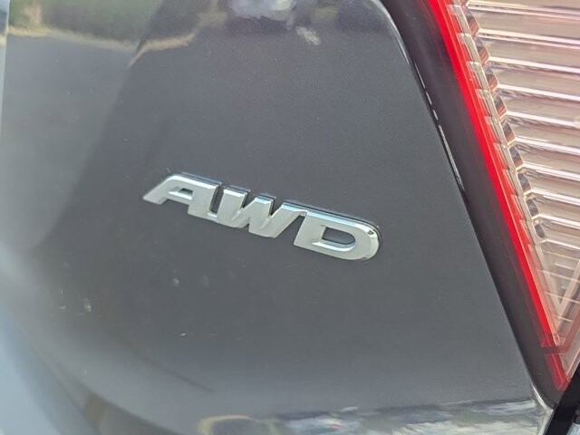 2018 Honda HR-V in Marysville, OH 43040 - 18130834 8