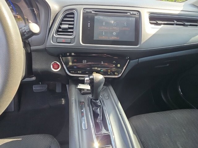 2018 Honda HR-V in Marysville, OH 43040 - 18130834 29