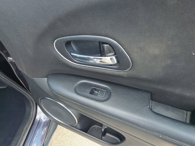 2018 Honda HR-V in Marysville, OH 43040 - 18130834 40