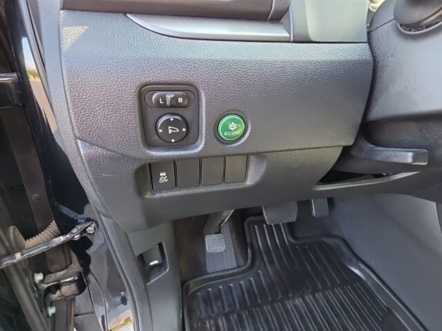 2017 Honda Pilot in Marysville, OH 43040 - 18130835 18