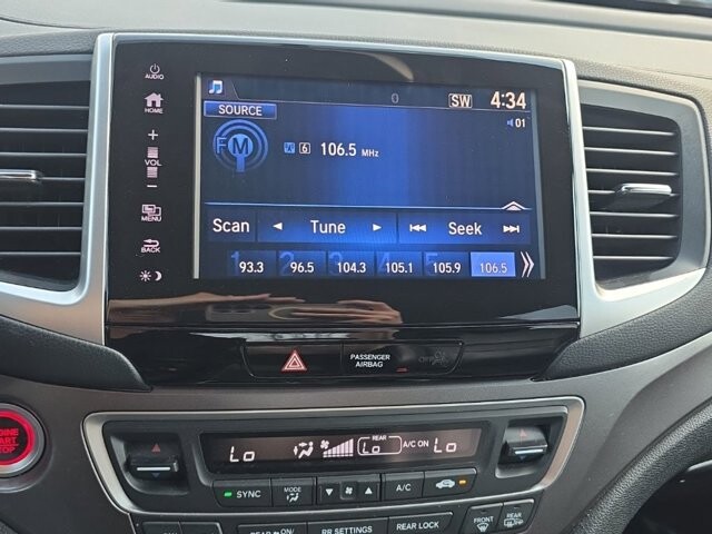 2017 Honda Pilot in Marysville, OH 43040 - 18130835 26