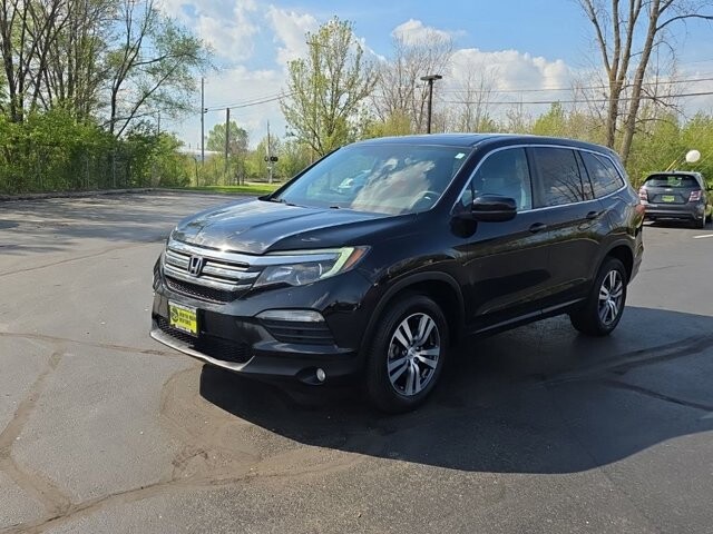 2017 Honda Pilot in Marysville, OH 43040 - 18130835 3