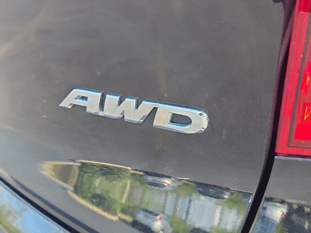 2017 Honda Pilot in Marysville, OH 43040 - 18130835 8