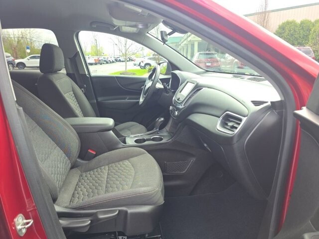 2018 Chevrolet Equinox in Marysville, OH 43040 - 18130836 42