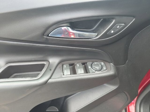 2018 Chevrolet Equinox in Marysville, OH 43040 - 18130836 14