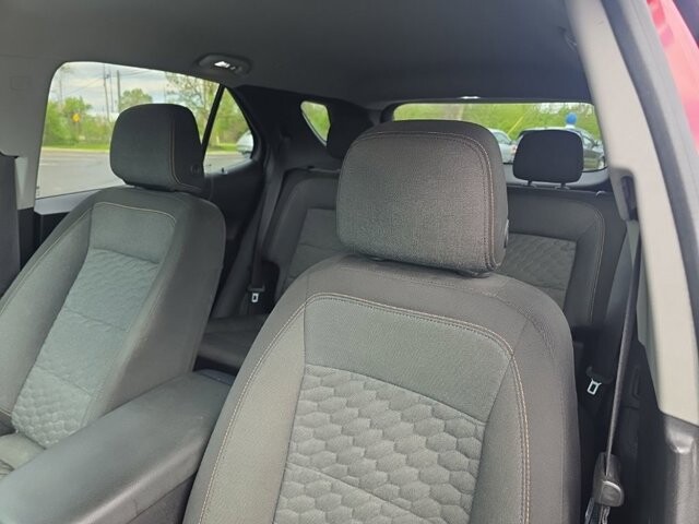 2018 Chevrolet Equinox in Marysville, OH 43040 - 18130836 16