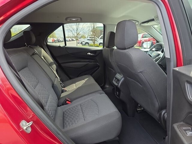 2018 Chevrolet Equinox in Marysville, OH 43040 - 18130836 39