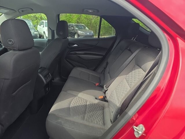 2018 Chevrolet Equinox in Marysville, OH 43040 - 18130836 34