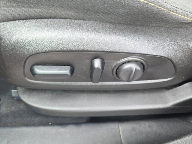 2018 Chevrolet Equinox in Marysville, OH 43040 - 18130836 17