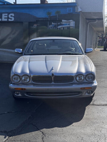 2003 Jaguar XJ8 in Eastpointe, MI 48021 - 18130841 2