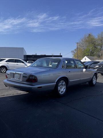 2003 Jaguar XJ8 in Eastpointe, MI 48021 - 18130841 7