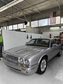 2003 Jaguar XJ8 in Eastpointe, MI 48021
