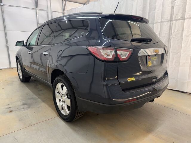 2015 Chevrolet Traverse in Austell, GA 30168 - 18130843 4