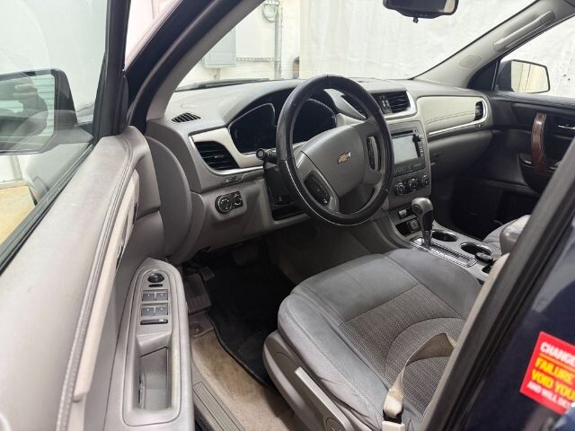 2015 Chevrolet Traverse in Austell, GA 30168 - 18130843 9