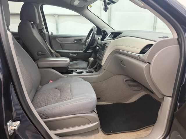 2015 Chevrolet Traverse in Austell, GA 30168 - 18130843 14