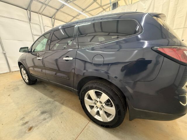 2015 Chevrolet Traverse in Austell, GA 30168 - 18130843 3