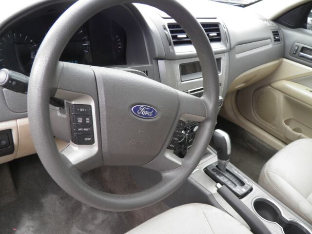 2012 Ford Fusion in Barton, MD 21521 - 18130845 3