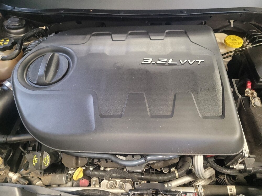 2014 Jeep Cherokee in Riverside, CA 92504 - 18130855 30