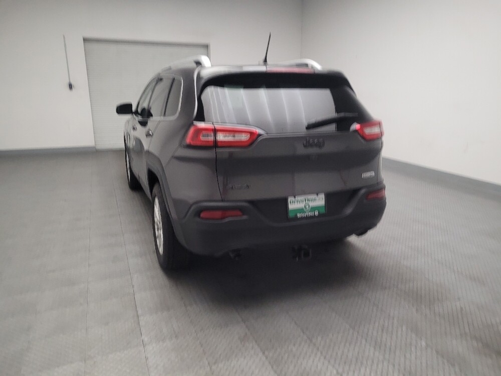 2014 Jeep Cherokee in Riverside, CA 92504 - 18130855 6